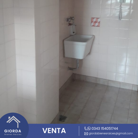 VENDE: Departamento un dormitorio, calle Buenos Aires al 400