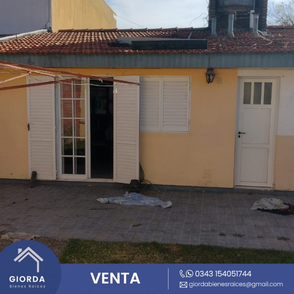 VENDE: Casa zona Gobernador Crespo y Blas Parera,