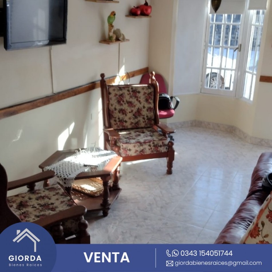 VENDE: Casa zona Gobernador Crespo y Blas Parera,