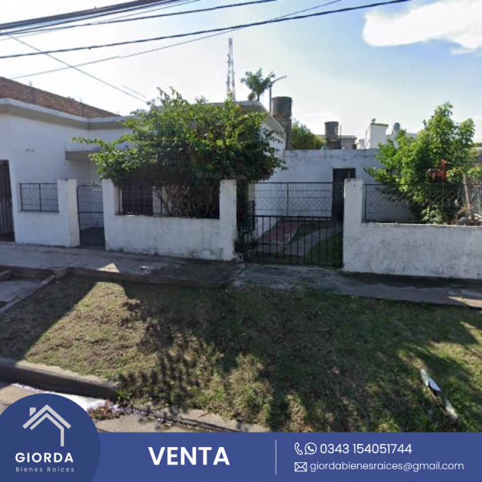 VENTA: Casa a reciclar, calle Dean Funes, a metros Blas Parera.