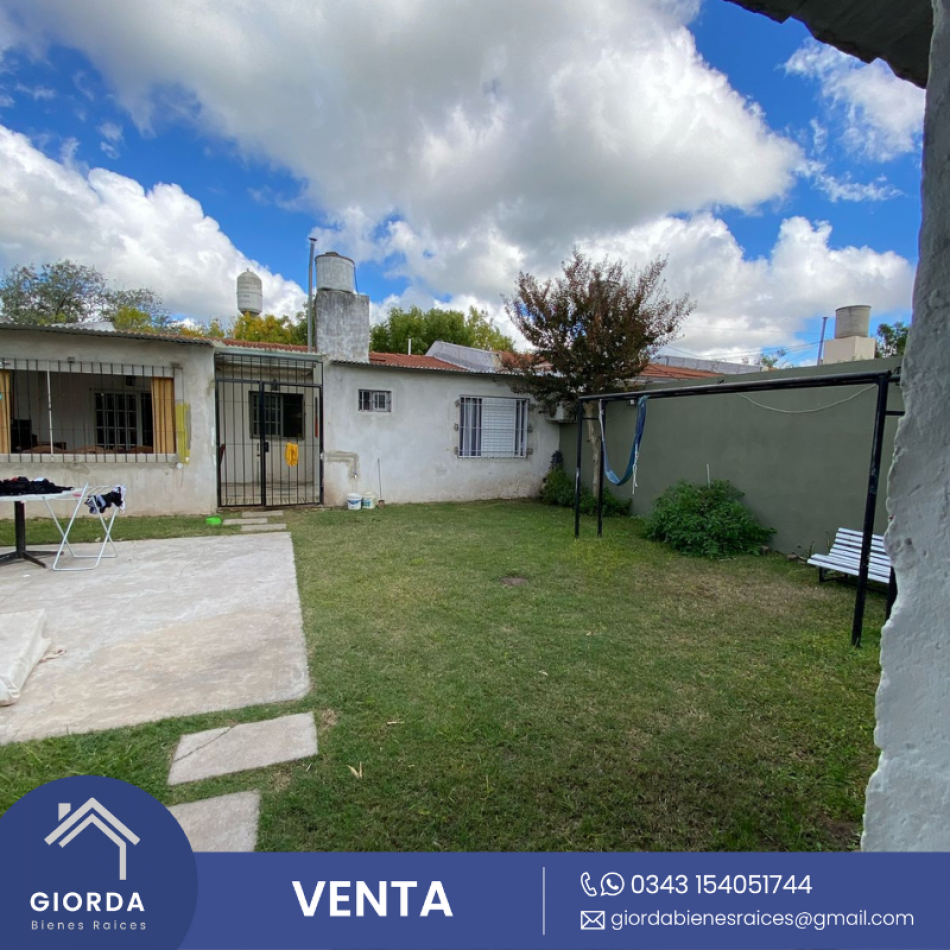 VENDE: Casa Barrio Mercantil calle Monseñor D´andrea