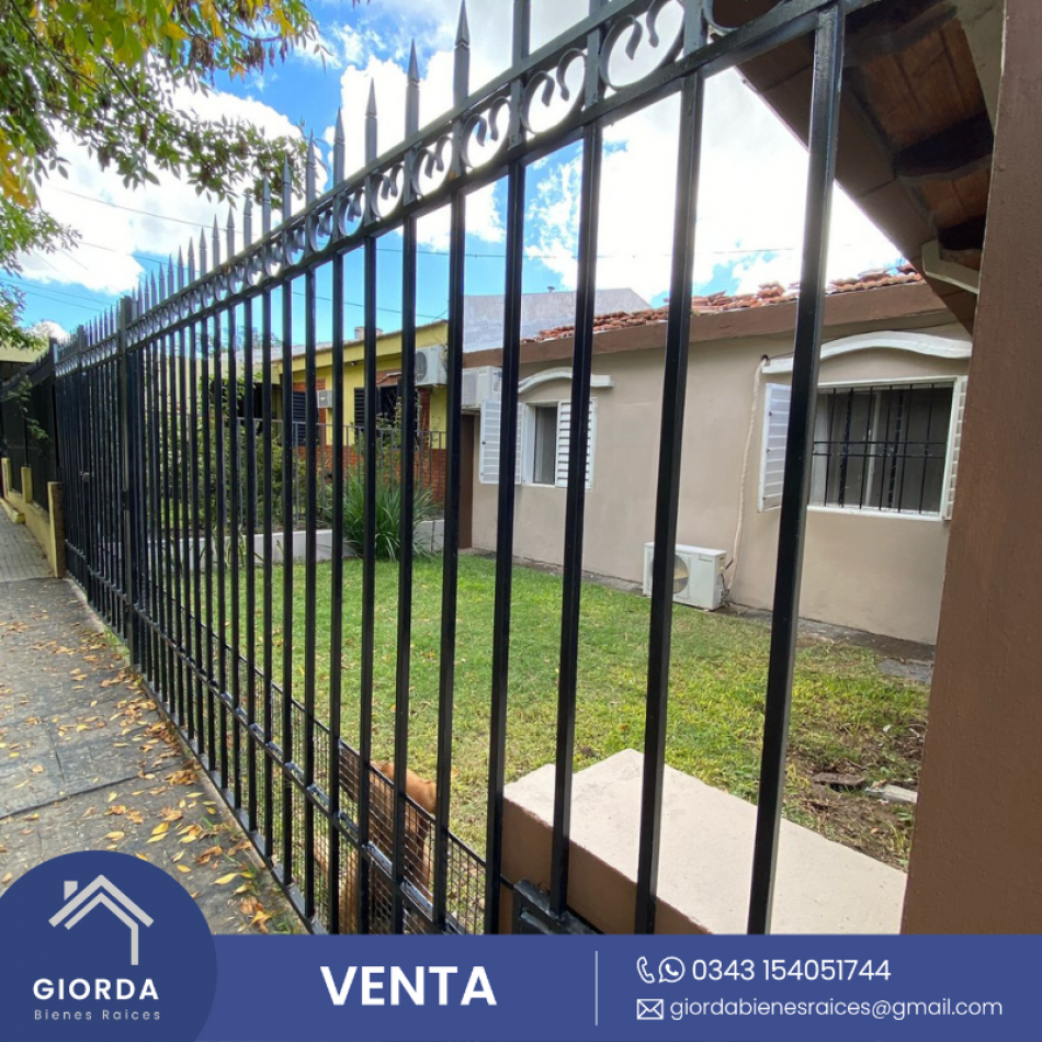 VENDE: Casa Barrio Mercantil calle Monseñor D´andrea