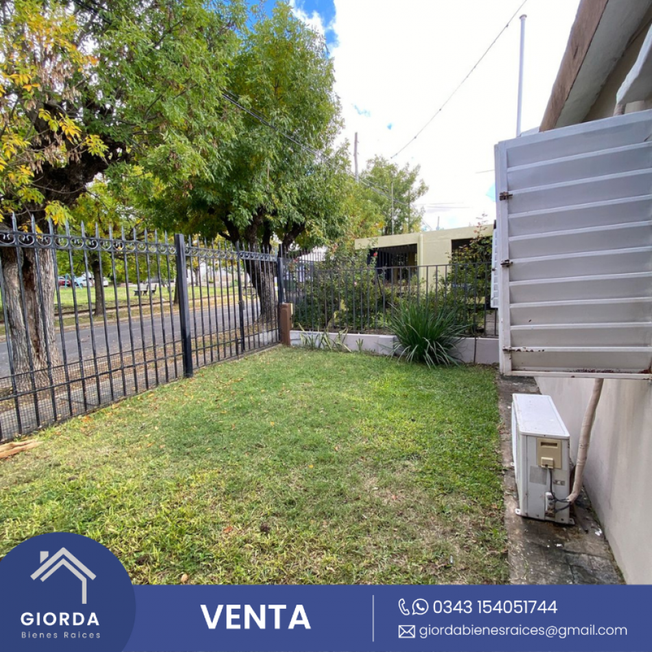 VENDE: Casa Barrio Mercantil calle Monseñor D´andrea