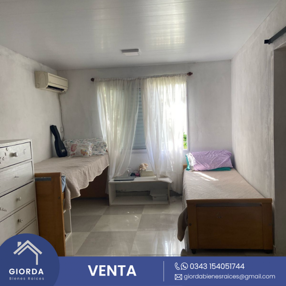 VENDE: Casa Barrio Mercantil calle Monseñor D´andrea