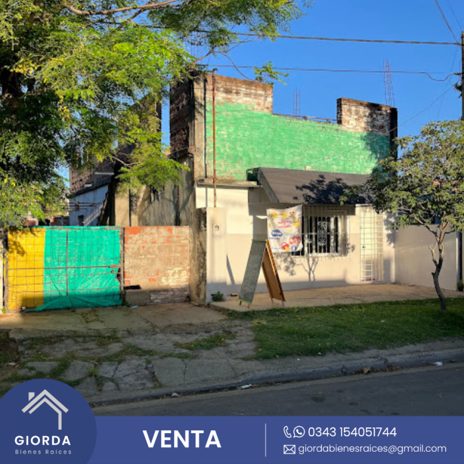 VENDE: Casa a reciclar, calle Los Chanas