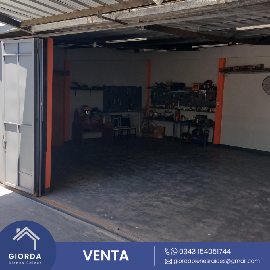 VENDE: Casa calle Los Jacarandaes zona Primero de Mayo