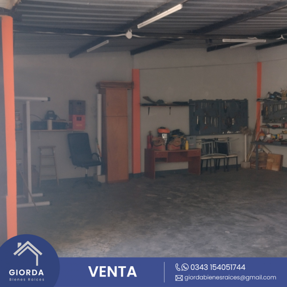 VENDE: Casa calle Los Jacarandaes zona Primero de Mayo