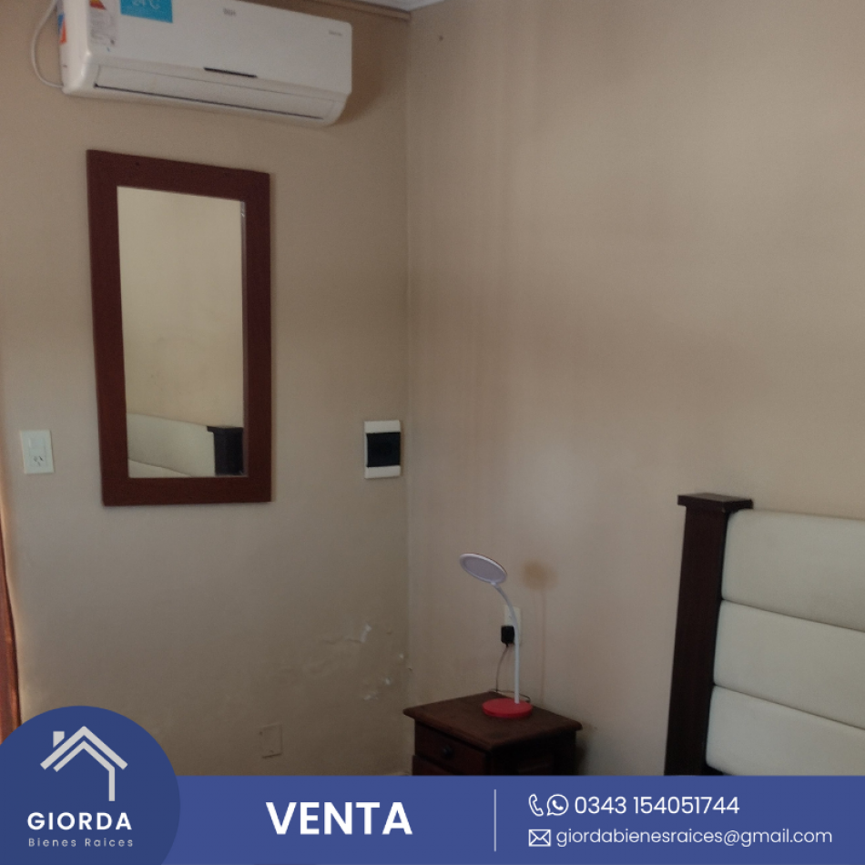 VENDE: Casa calle Los Jacarandaes zona Primero de Mayo