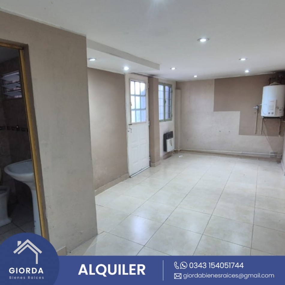 ¡ALQUILER! CASA 2 DORMITORIOS  ZONA ALTE BRONW Y SUDAMERICA