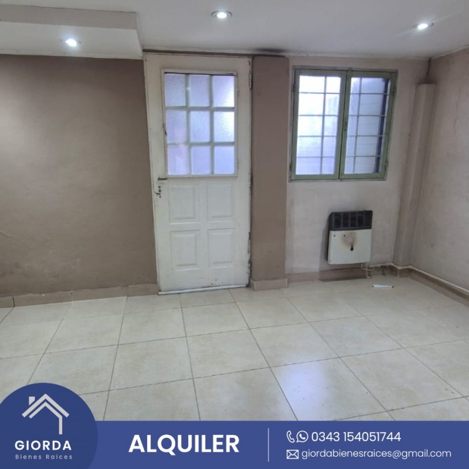 ¡ALQUILER! CASA 2 DORMITORIOS  ZONA ALTE BRONW Y SUDAMERICA