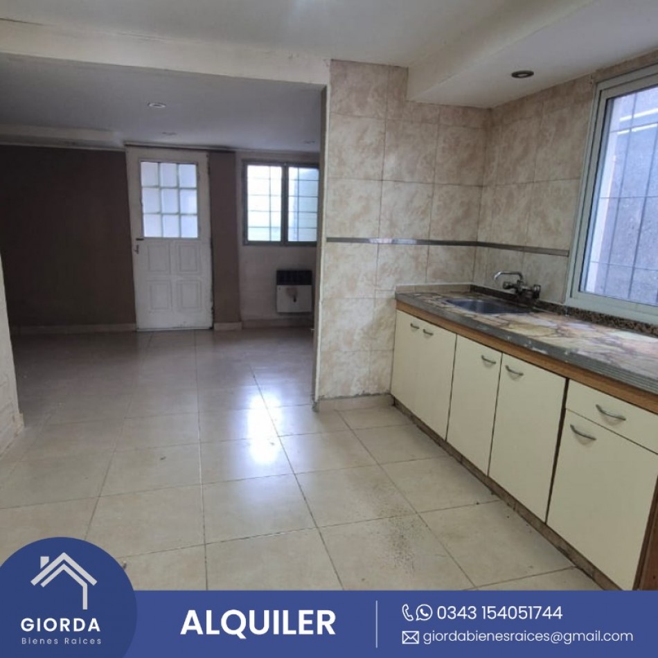 ¡ALQUILER! CASA 2 DORMITORIOS  ZONA ALTE BRONW Y SUDAMERICA