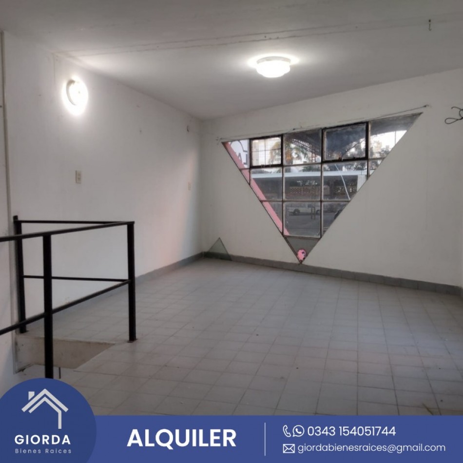 SE ALQUILA LOCAL COMERCIAL CENTRICO  Ubicado en calle Peru, entre Pellegrini y Santa Fe