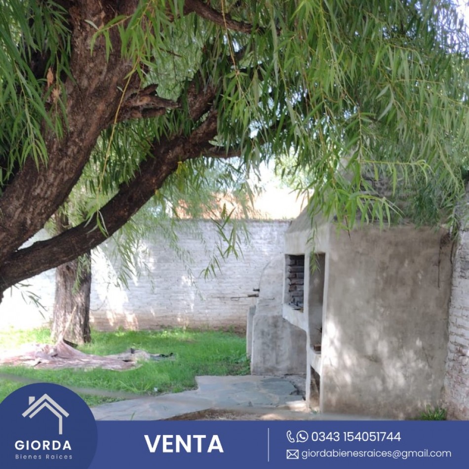 VENDE: Casa calle Ñandubay, tres dormitorios