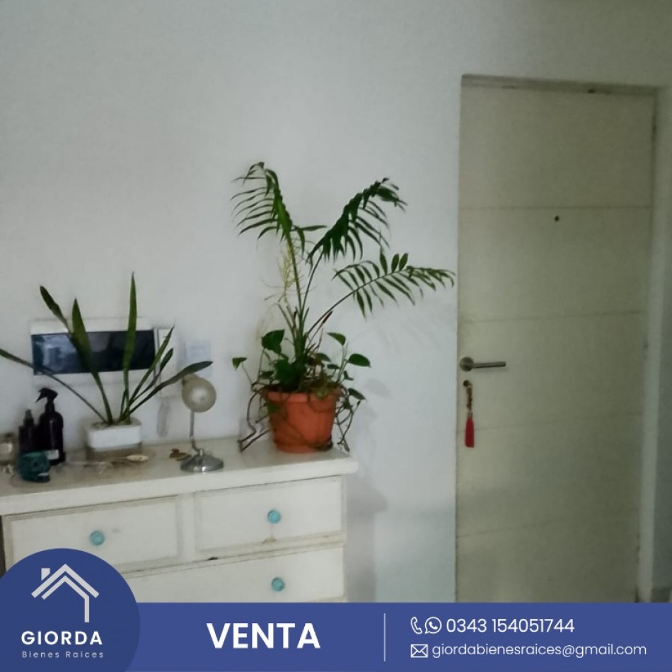 VENDE: Monoambiente a 6 cuadras del centro civico.