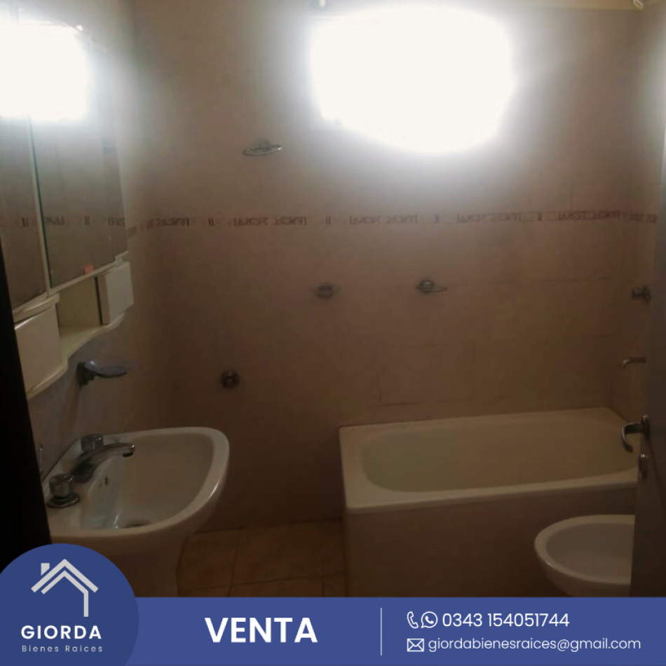 VENDE DUPLEX calle Division del Litoral