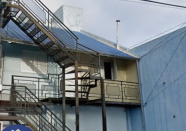 VENTA: Departamento calle Misiones y Uruguay