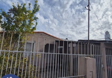 ¡ALQUILER! CASA 2 DORMITORIOS  ZONA ALTE BRONW Y SUDAMERICA