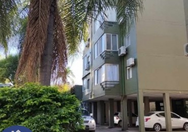 VENDE: Departamento calle San Lorenzo, frente a shopping