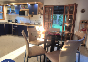 ALQUILA: Casa en zona norte.